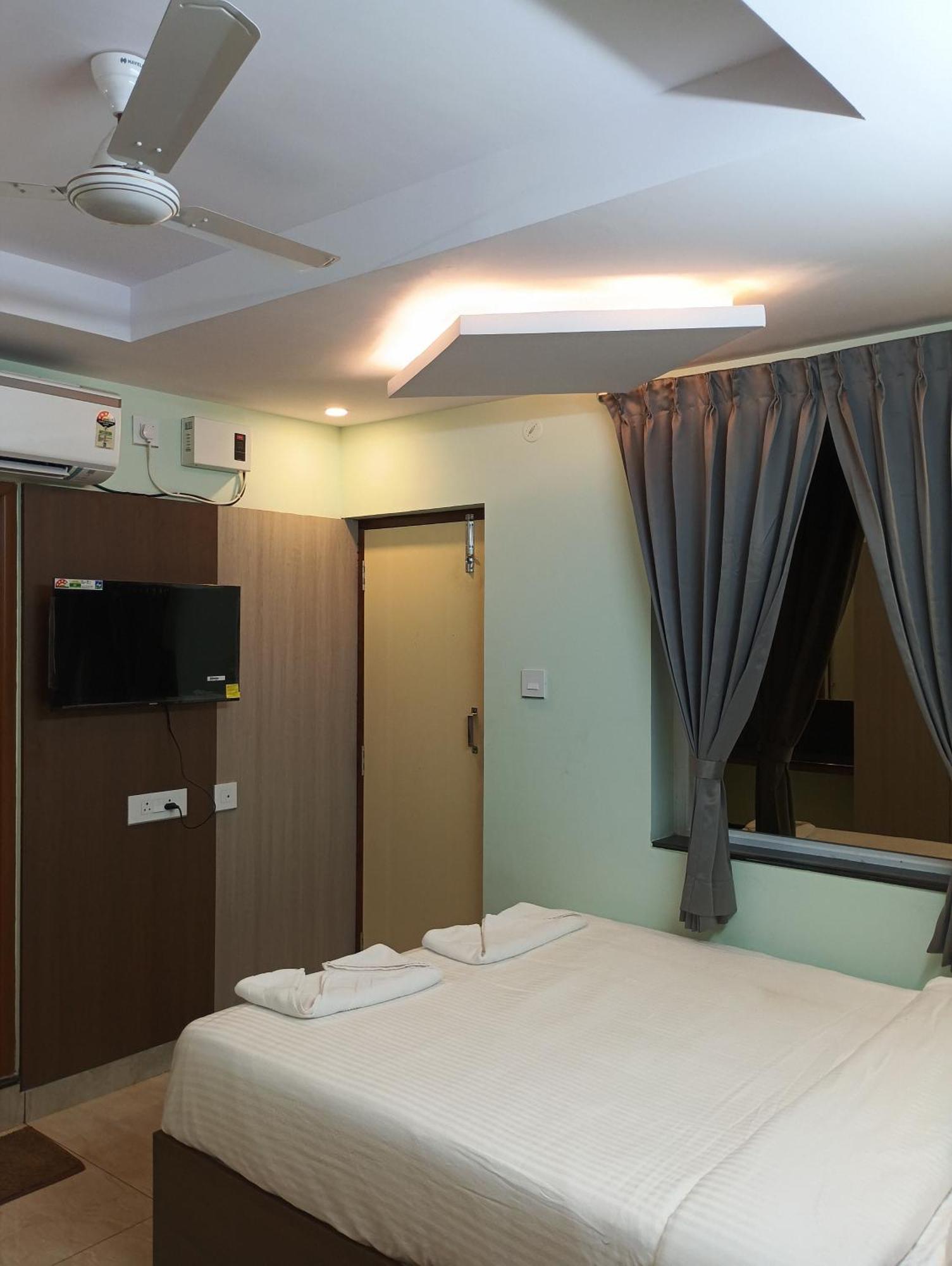 Malar Park Hotell Tiruvannāmalai Eksteriør bilde