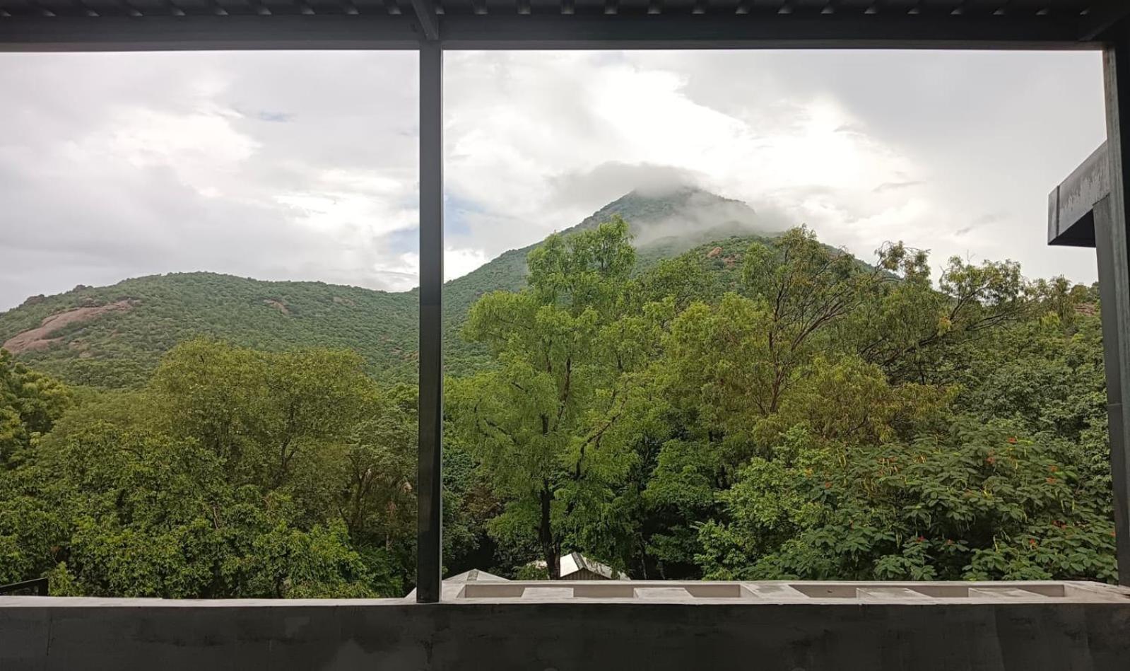 Malar Park Hotell Tiruvannāmalai Eksteriør bilde